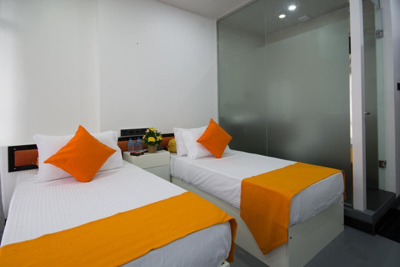 Avora Hotel Kandy Luaran gambar