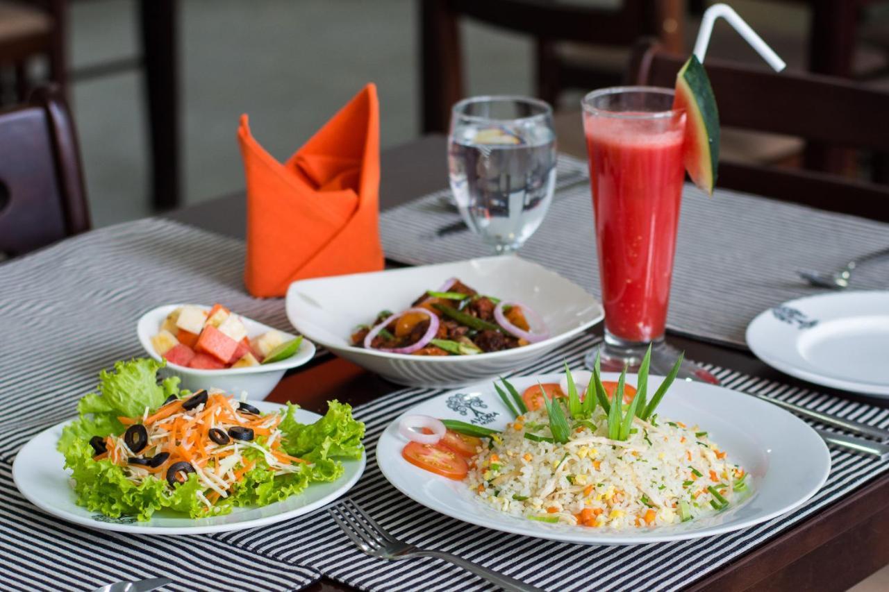 Avora Hotel Kandy Luaran gambar