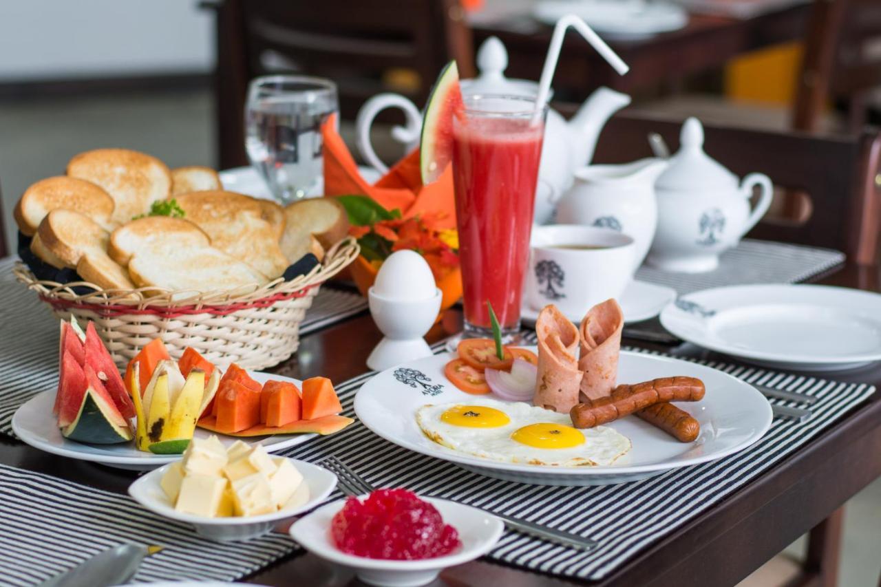 Avora Hotel Kandy Luaran gambar