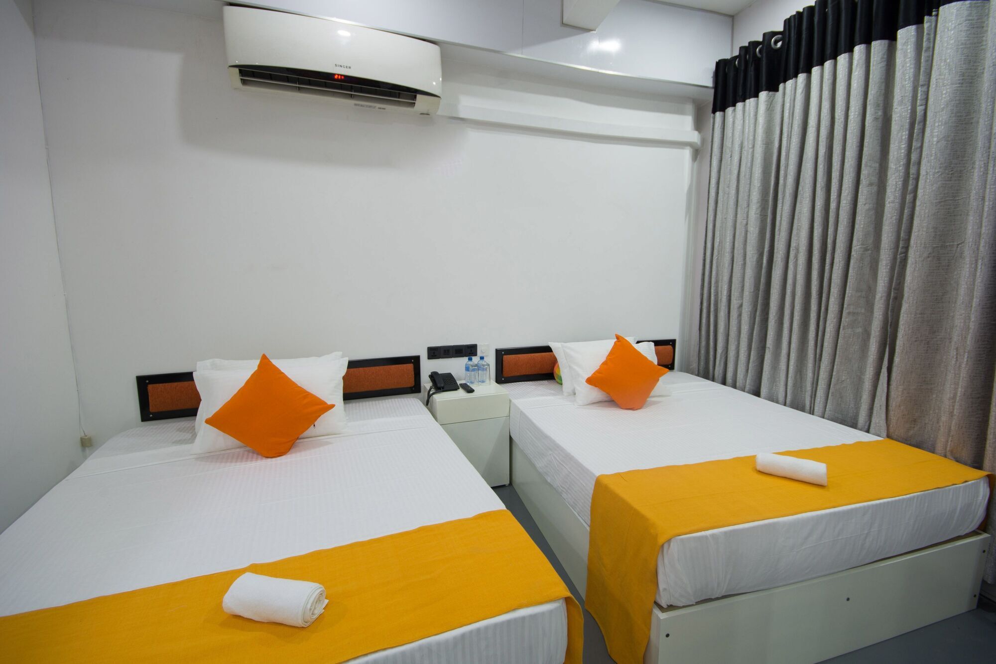 Avora Hotel Kandy Luaran gambar