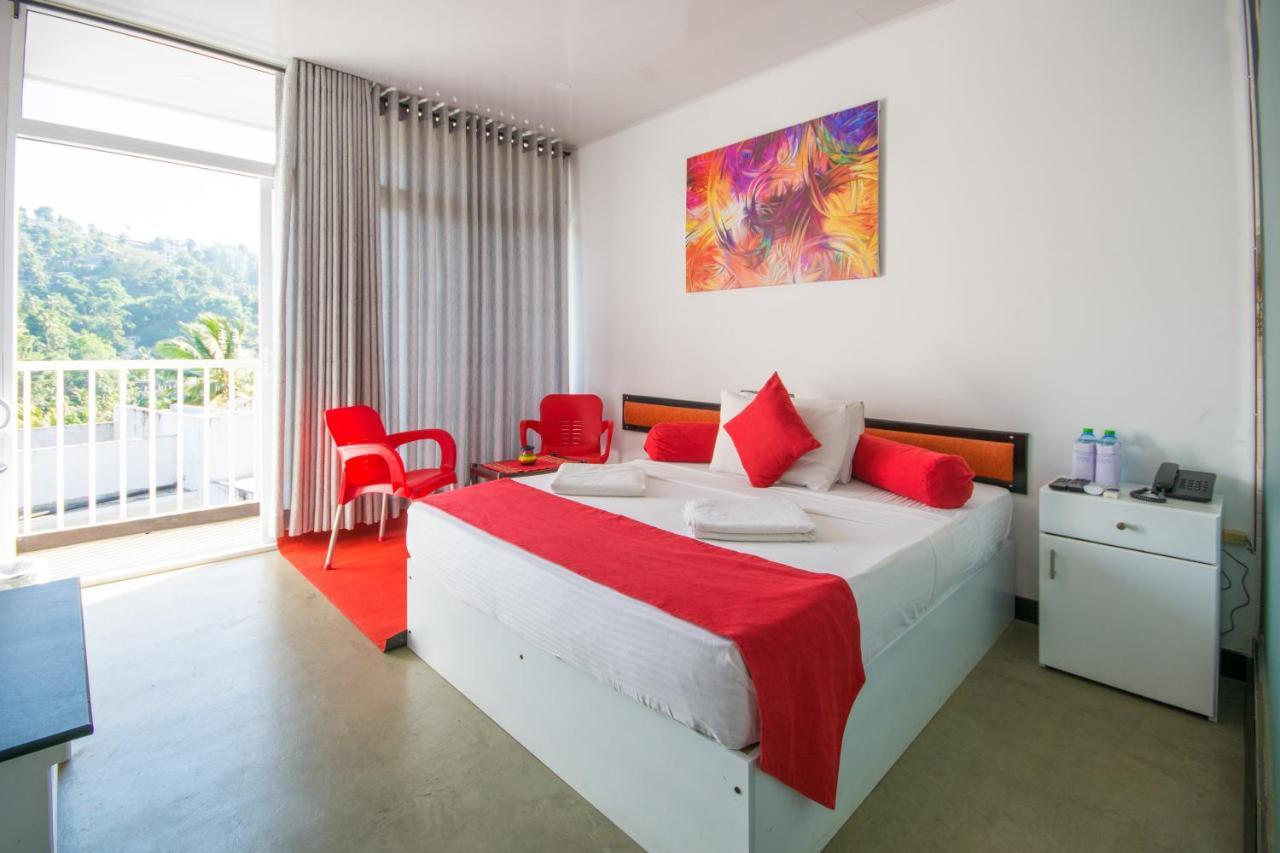Avora Hotel Kandy Luaran gambar